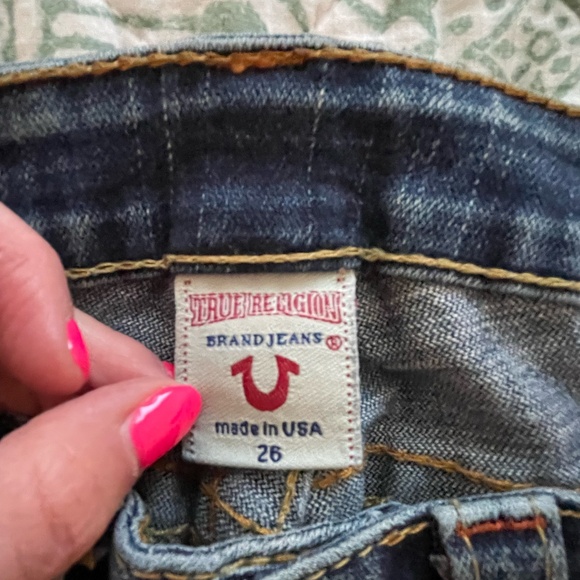 TRUE RELIGION denim jeans -- low rise -- size 26 - Picture 4 of 10